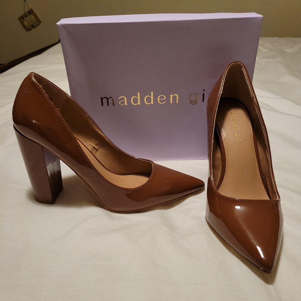 Women's shoes